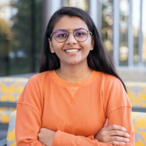 Ayushi-Patel-Headshot